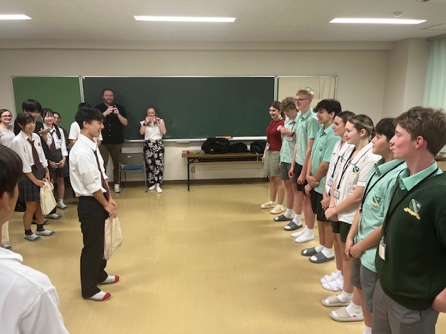ウヌーナ９