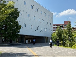 ①