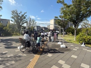 ①