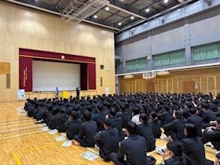 ②