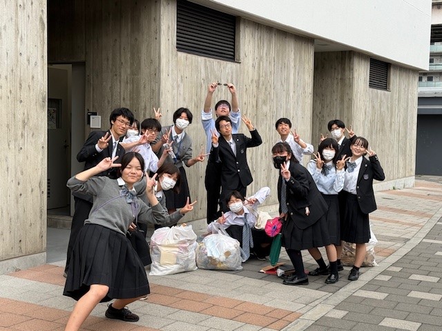 ②