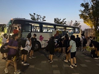 ②