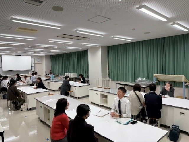 ④