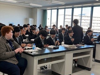④