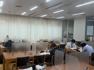 ④