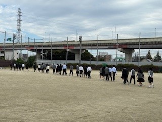 ④