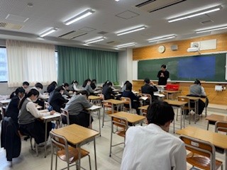 ⑥