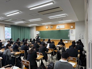 ⑥
