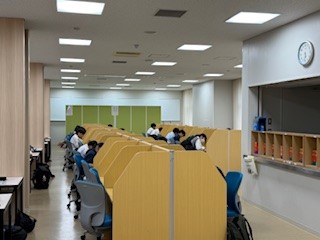 ⑦