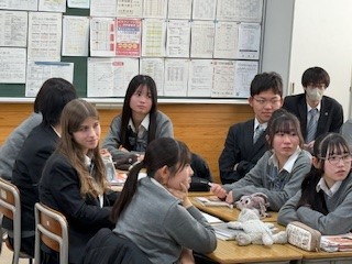 ⑧