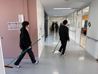 ⑩