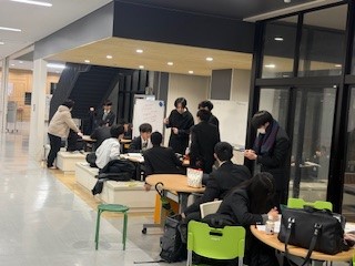 ⑬