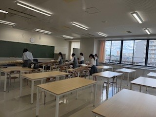 ⑮