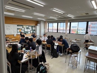 ⑯