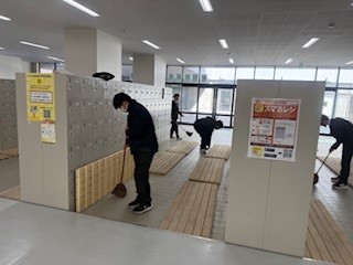 ⑰
