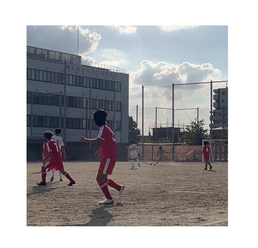 サッカー３