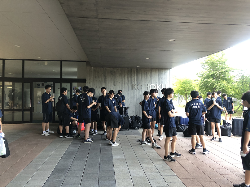 合宿出発４