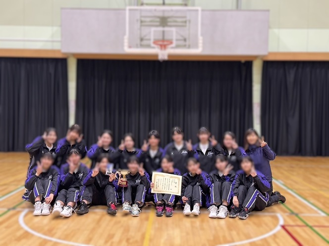 女子集合写真（肖像権NG生徒います。ぼやかしてください。）