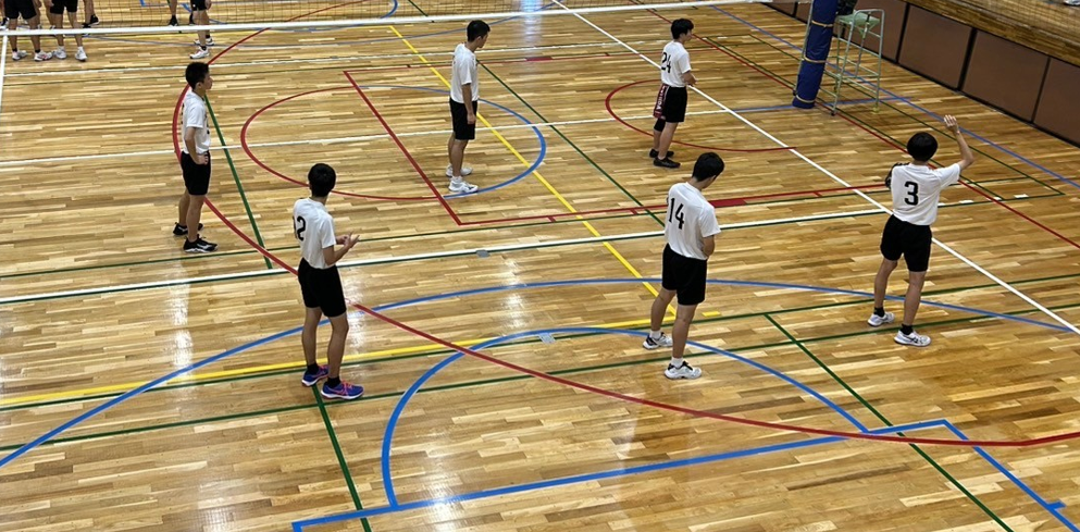 男バレ３