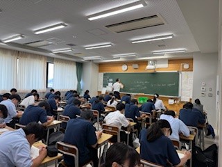１