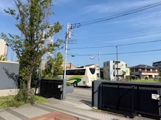 １