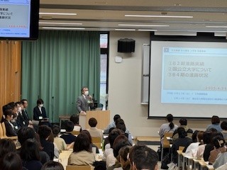 １５