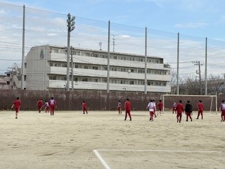 ５
