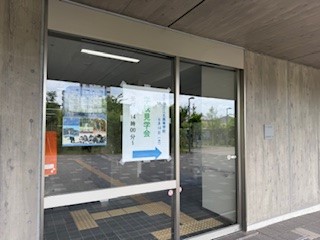 ５