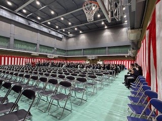 ６