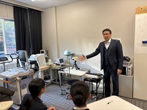 早大研究室訪問2