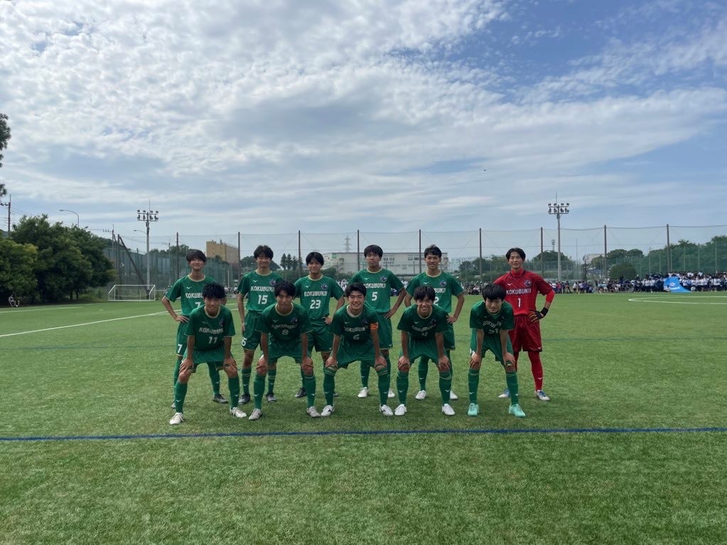 サッカー３
