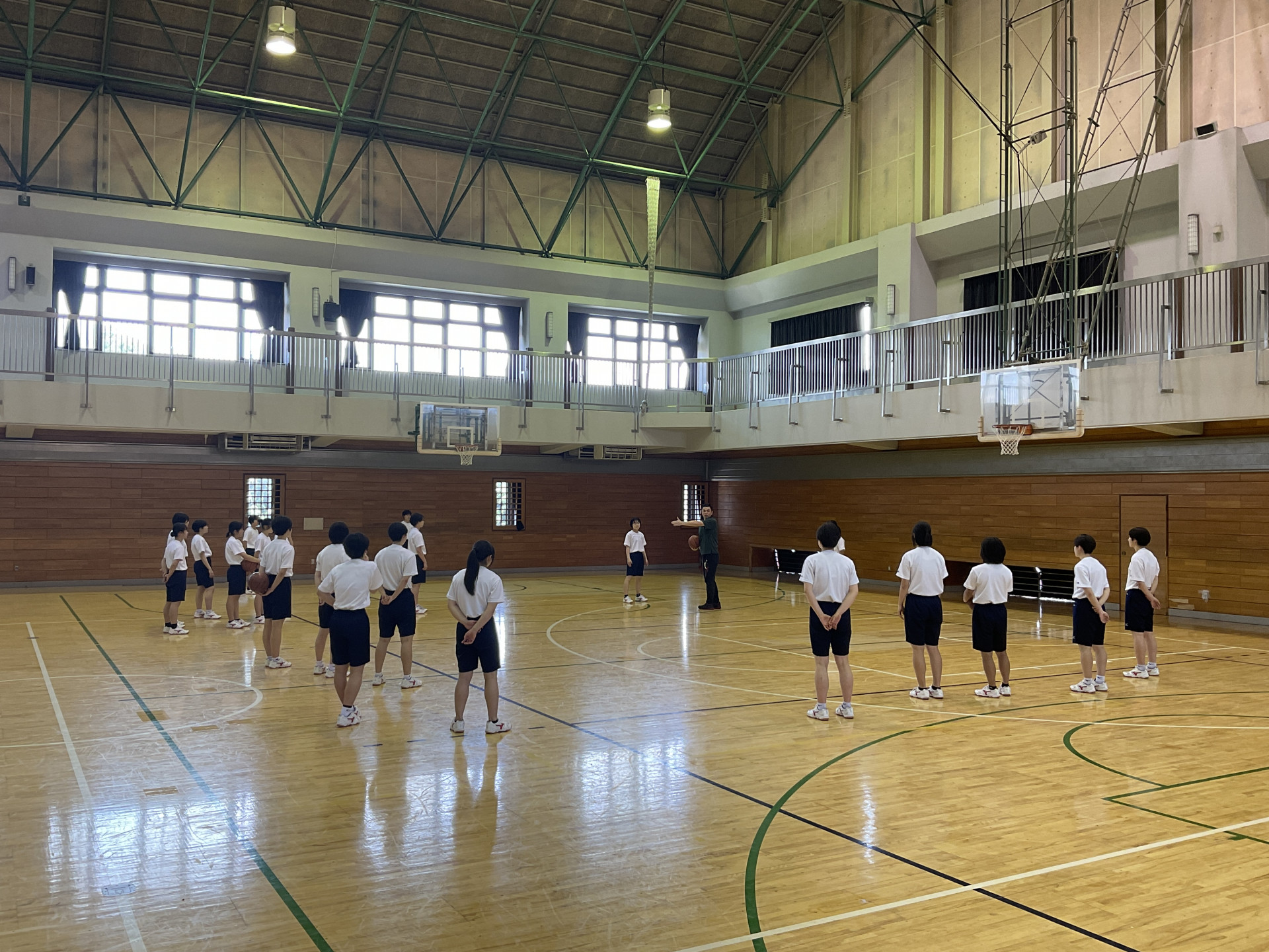 20260428_005330333_iOS