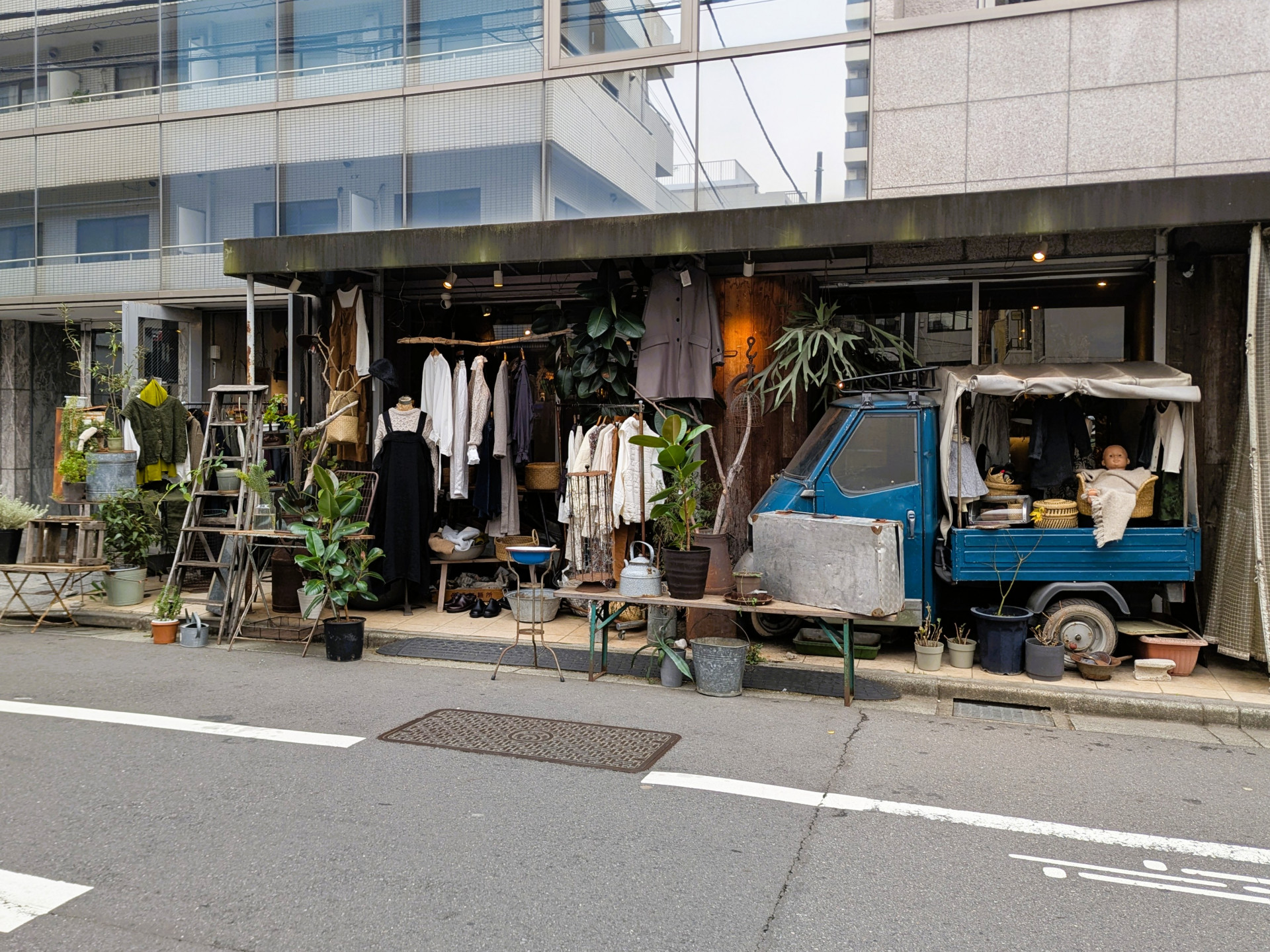 PXL_20251220_051043173