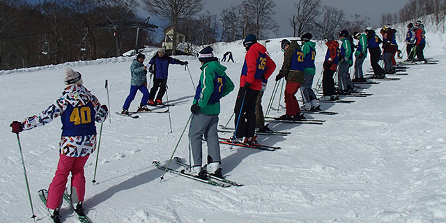 スキー実習(保健体育科)の写真