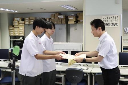 バドミントン部.JPG