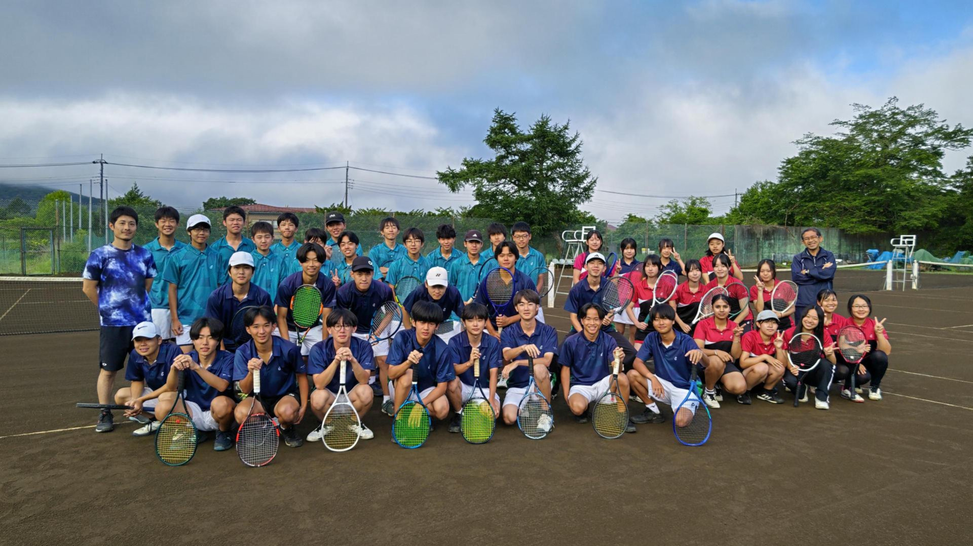 R8合宿集合写真(2)
