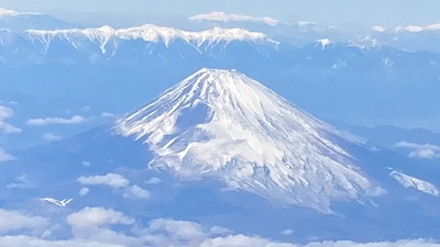 ②機内から富士山