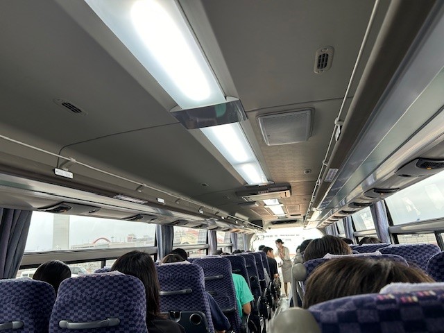 １バス