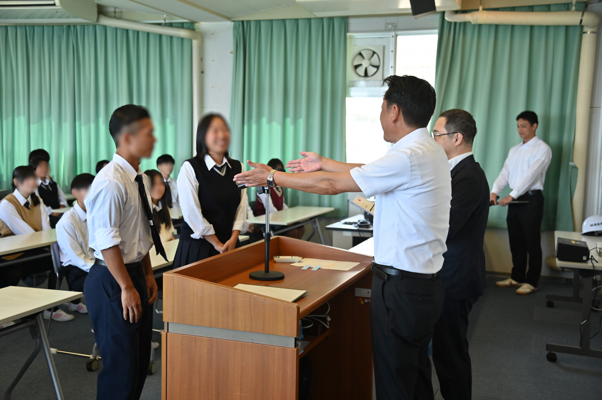 R8_2学期始業式_2.JPG