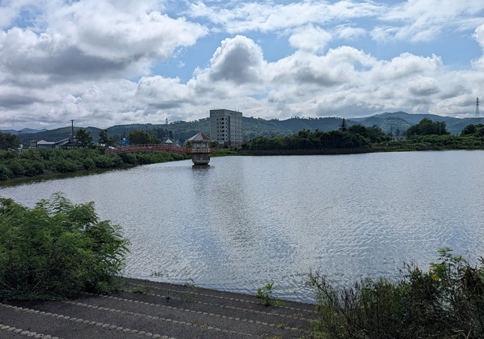 横手４