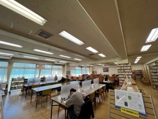 １図書館