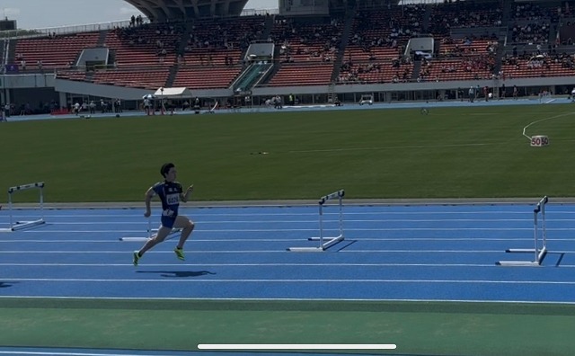 陸上競技部