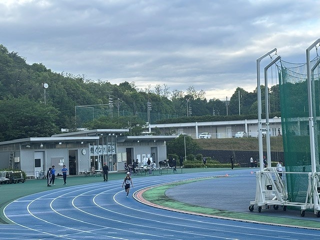 陸上部