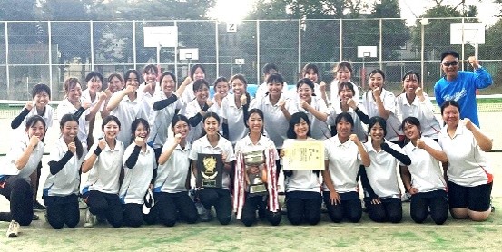 女子硬式テニス