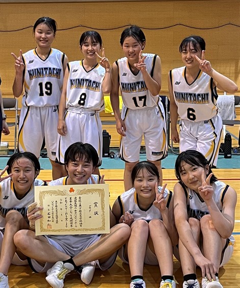女バス