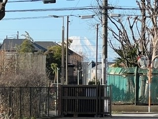 211222正門前の富士山