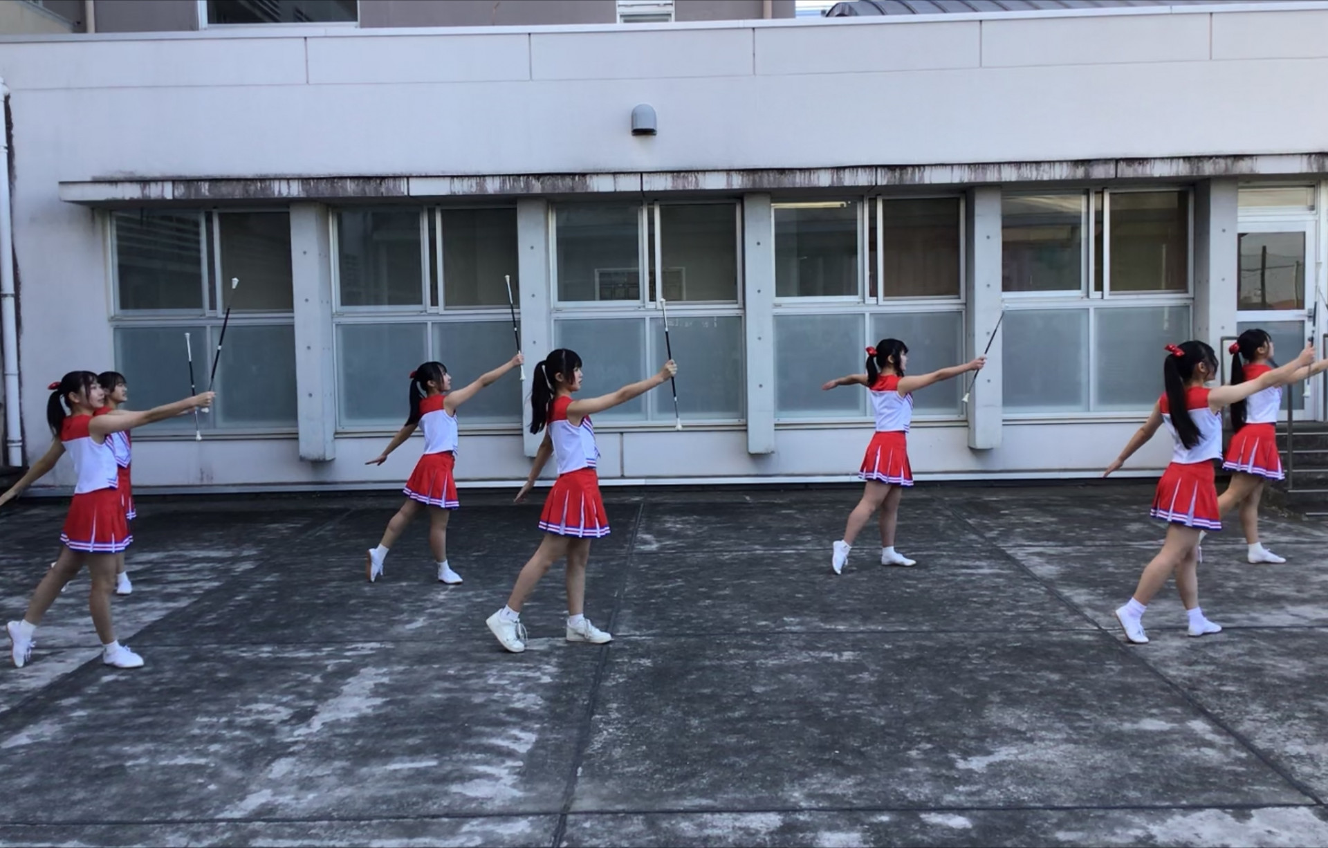 1年生バトン公演