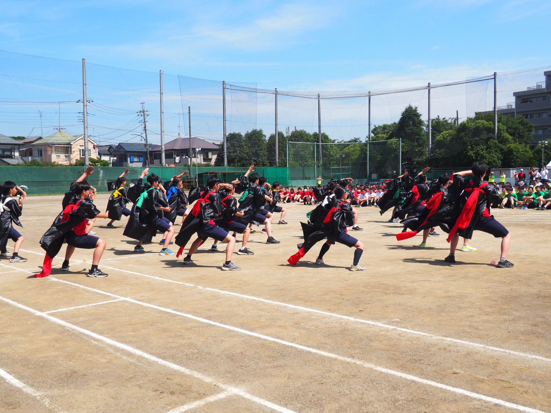2_応援パフォーマンス02.JPG