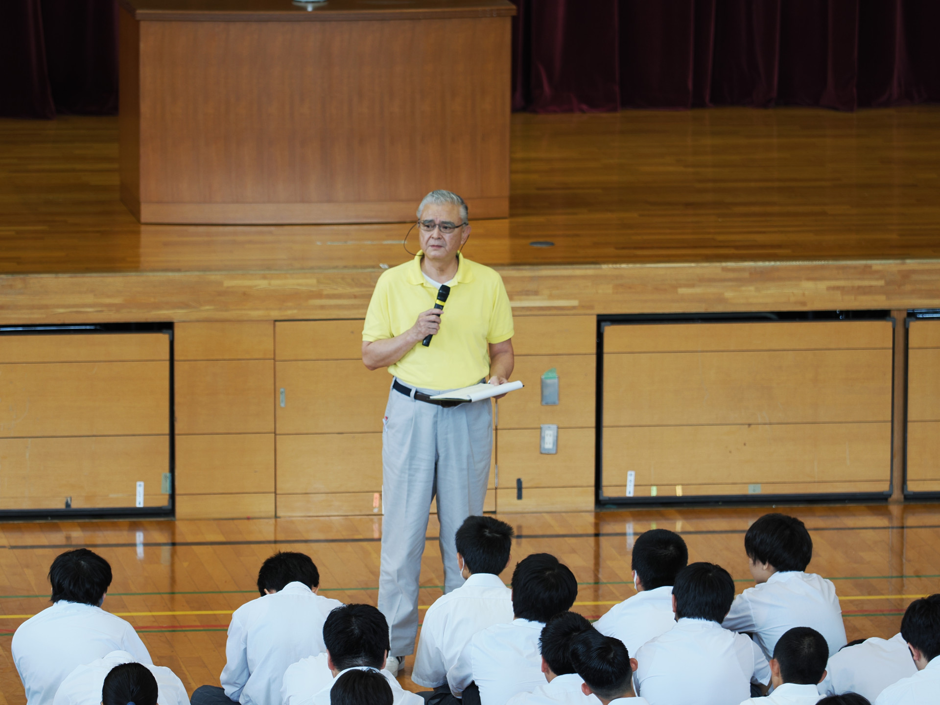 R06一学期終業式02.JPG