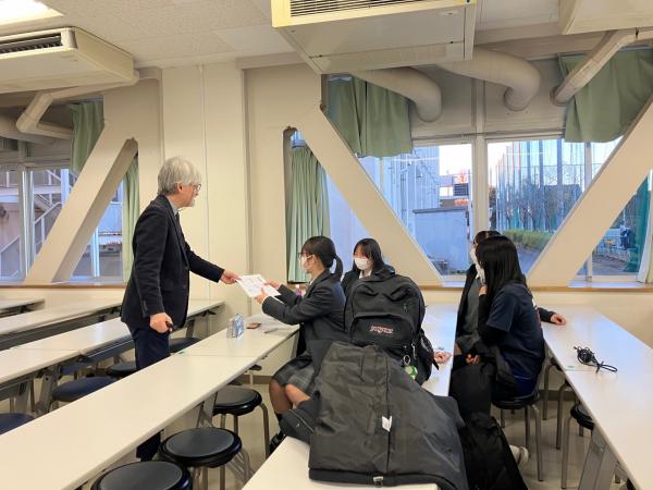 お金